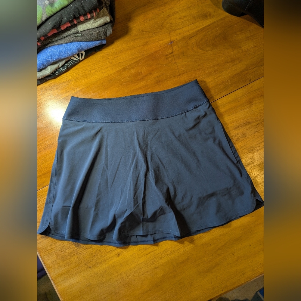NWT-Puma Women's Golf Skorts - Picture 9 of 13
